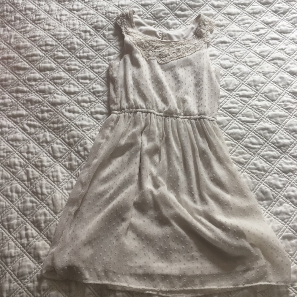 White lace dress